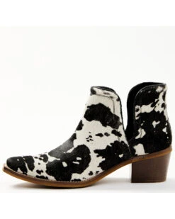 Myra Bag Women's Easy Going Cow Hair Western Booties - Snip Toe -Corral Sales 2025 2000377437 001 P3
